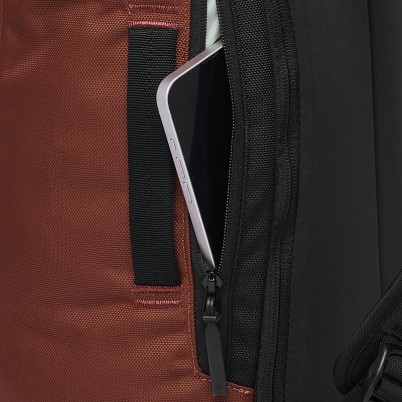 Cityrucksack Black Diamond Street Creek 30 l RT iron red 4