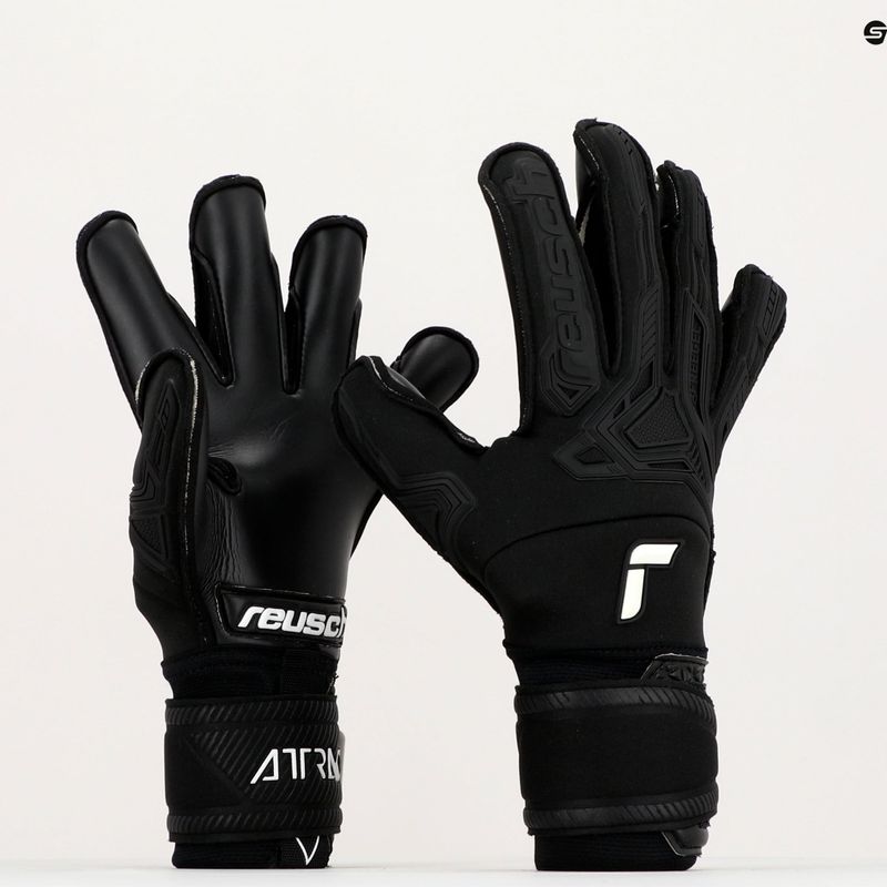 Reusch Attrakt Freegel Infinity Resistor Torwarthandschuhe schwarz 5270745 10