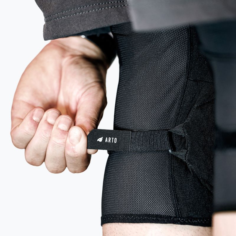 Bluegrass Arto schwarz Fahrrad Knieprotektoren 4