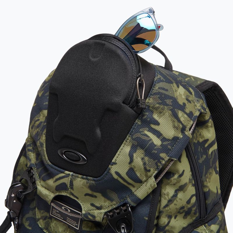Wander Rucksack Oakley Bathroom Sink RC 32 l tiger camo green 4