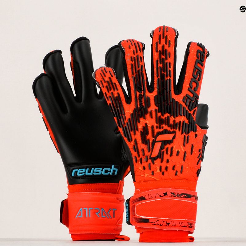 Reusch Attrakt Freegel Gold Evolution Cut Torwarthandschuhe rot 5370135-3333 9