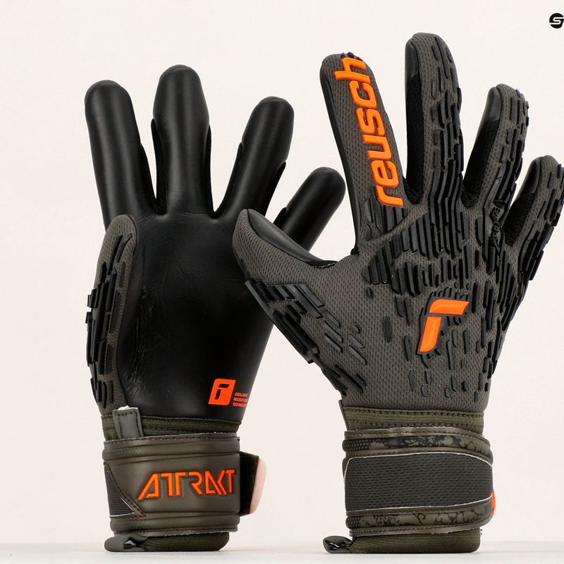 Torwarthandschuhe Reusch Attrakt Freegel Silver grün-orange 10