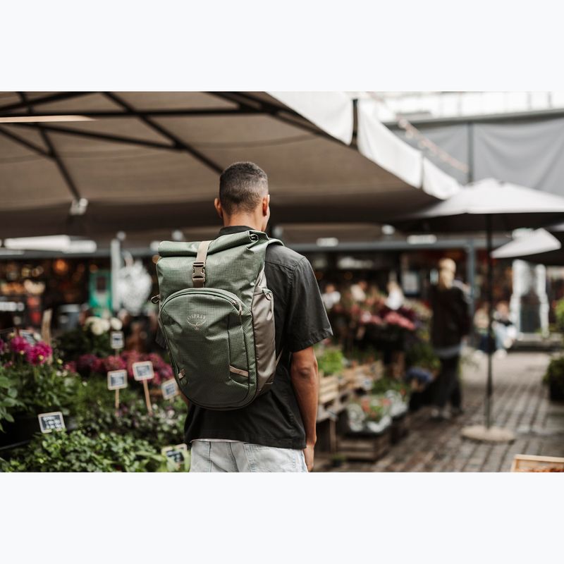 Städtischer Rucksack Osprey Transporter Roll Top 30 l Pine Leaf 17