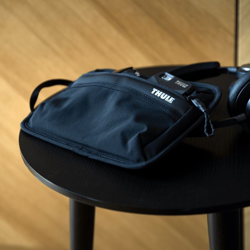 Thule Paramount Power Shuttle Medium schwarz