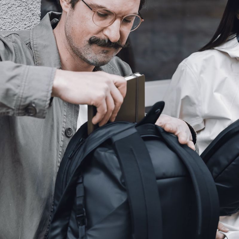Thule Tact 21 l City-Rucksack schwarz 6