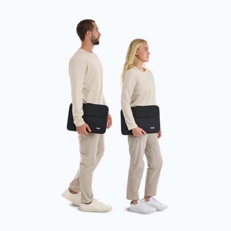 Hülle für MacBook Pro 16" Thule Lithos Sleeve black 10