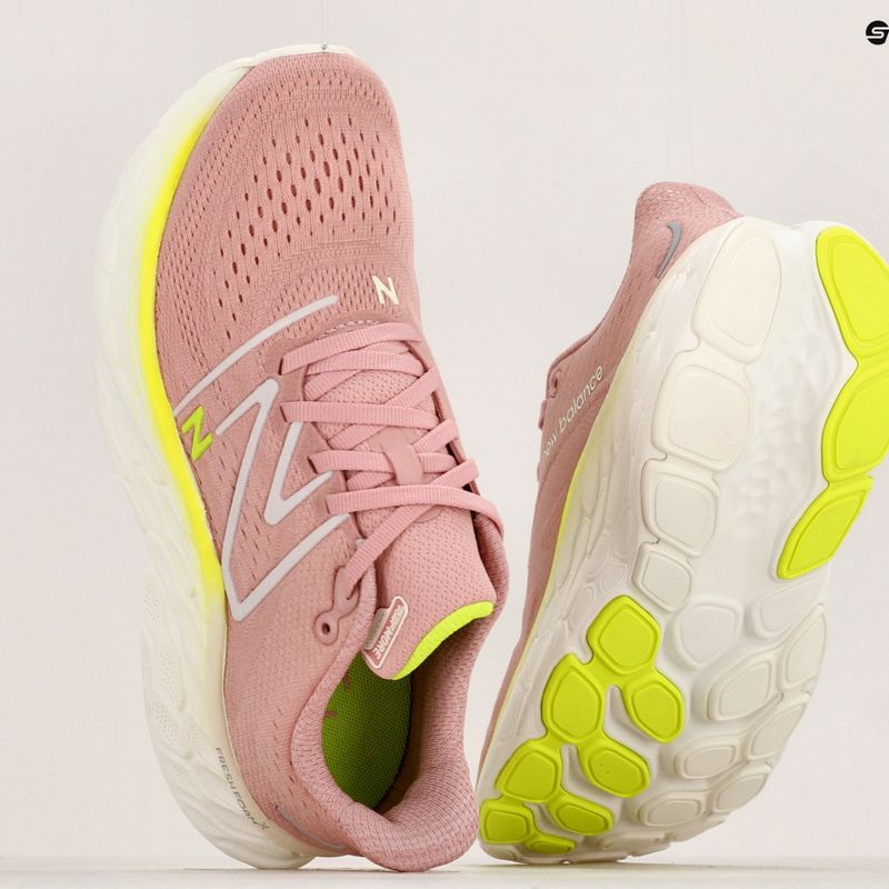 Damen Laufschuhe New Balance Fresh Foam More v4 rosa Mond 19