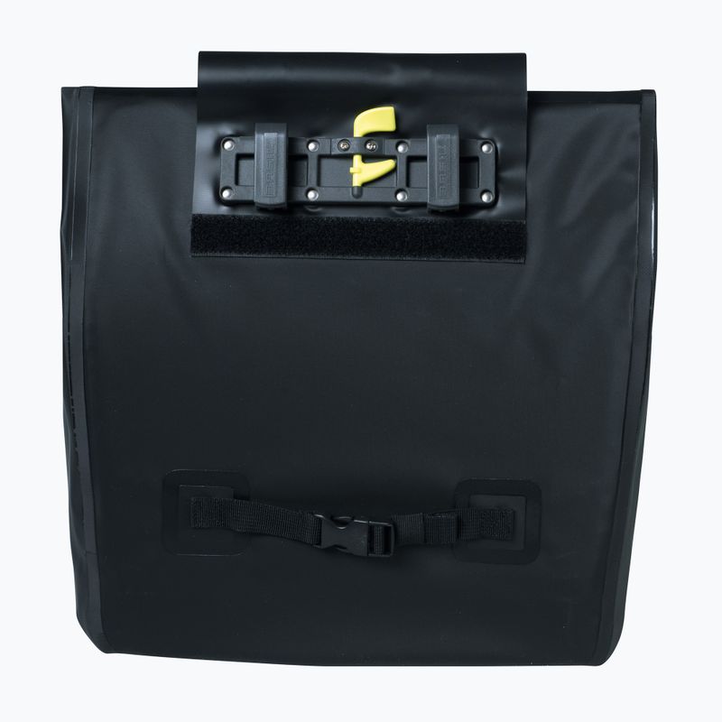 Basil Urban Dry Shopper 25 l mattschwarz Fahrradtasche 3