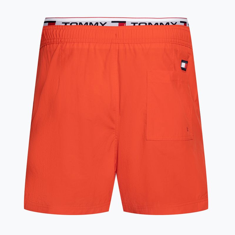 Tommy Hilfiger DW Medium Drawstring Badeshorts für Männer in gewagtem Scharlachrot 2