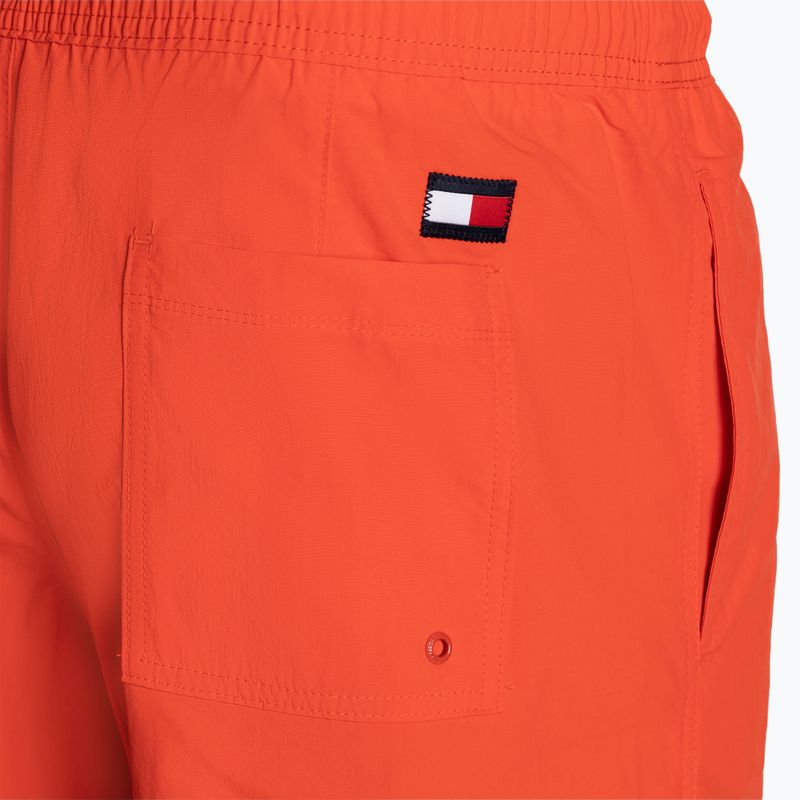 Tommy Hilfiger DW Medium Drawstring Badeshorts für Männer in gewagtem Scharlachrot 4