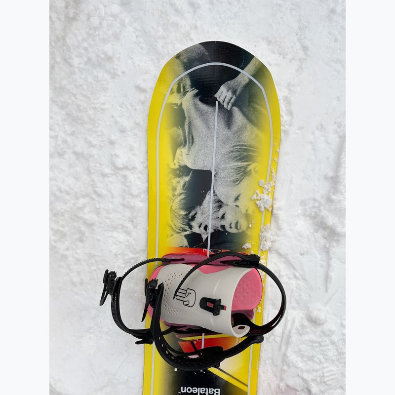 Damen-Snowboard Bataleon Distortia 6