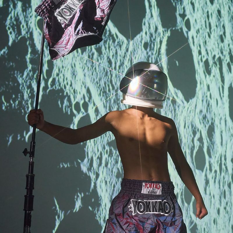 Trainingsshorts Herren YOKKAO Lunar Muay Thai iridescent blue grey 15