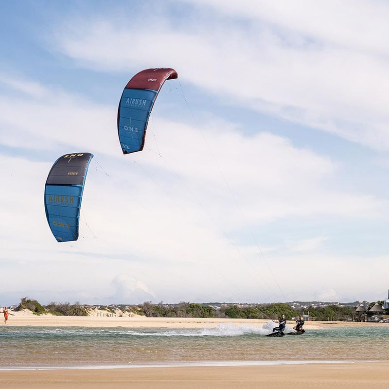 Airush One V2 Kitesurfing-Drachen blau/rot 3053220001005 3