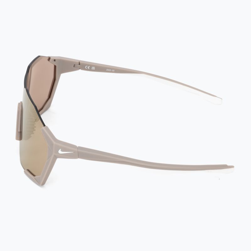 Sonnenbrille Nike Charged Shield matte college grey/gold mirror 4