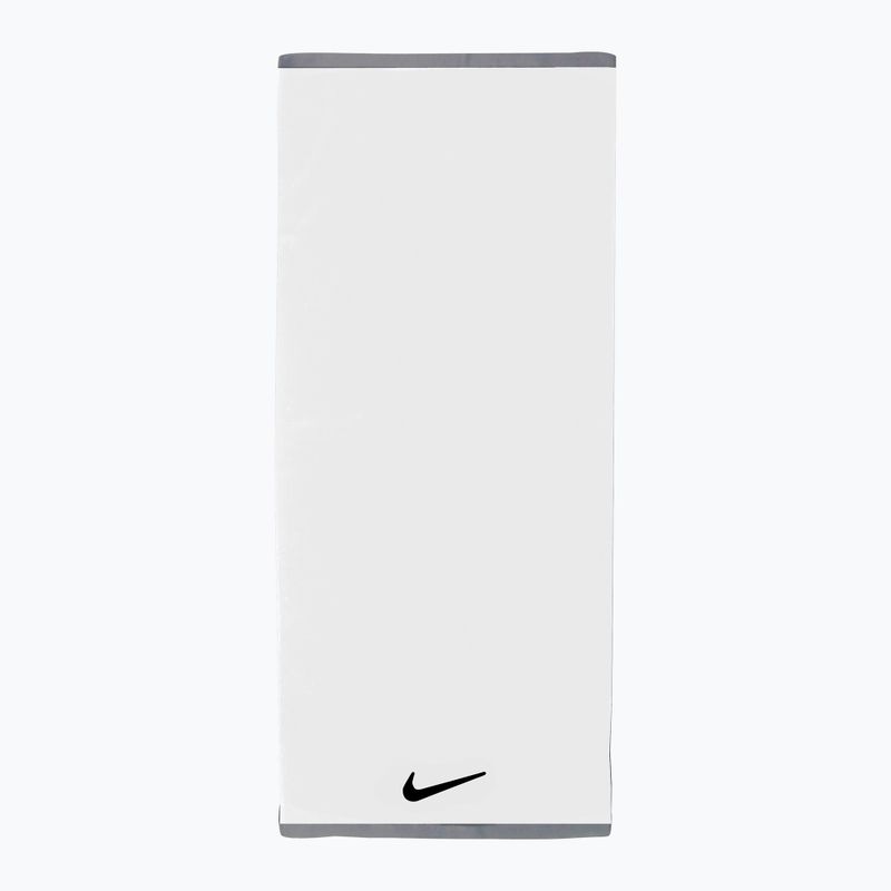 Nike Fundamental Großes Handtuch weiß N1001522-101 4