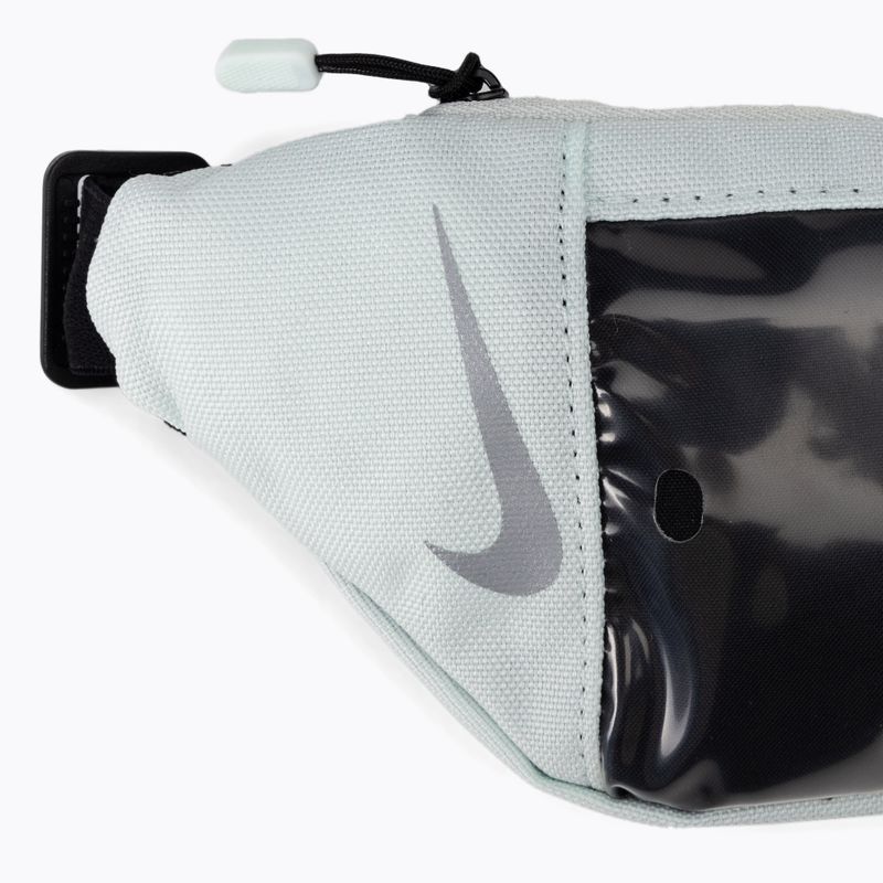 Nike Pack grün/silberne Hüfttasche N0002650-324 3