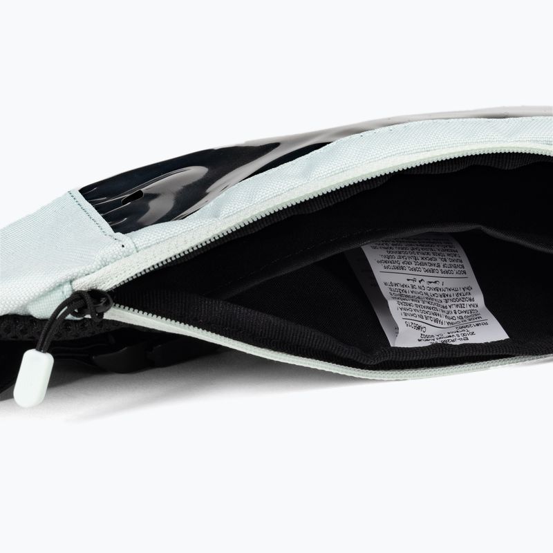 Nike Pack grün/silberne Hüfttasche N0002650-324 6