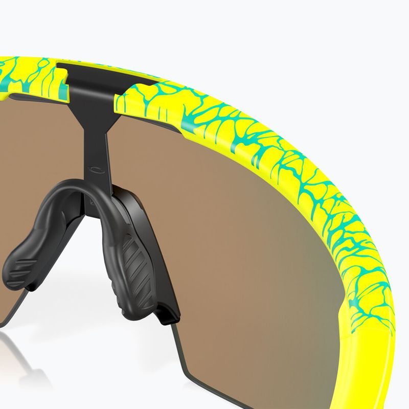 Oakley Sphaera matte tenball gelb/clst neuron/prizm ruby Sonnenbrille 7