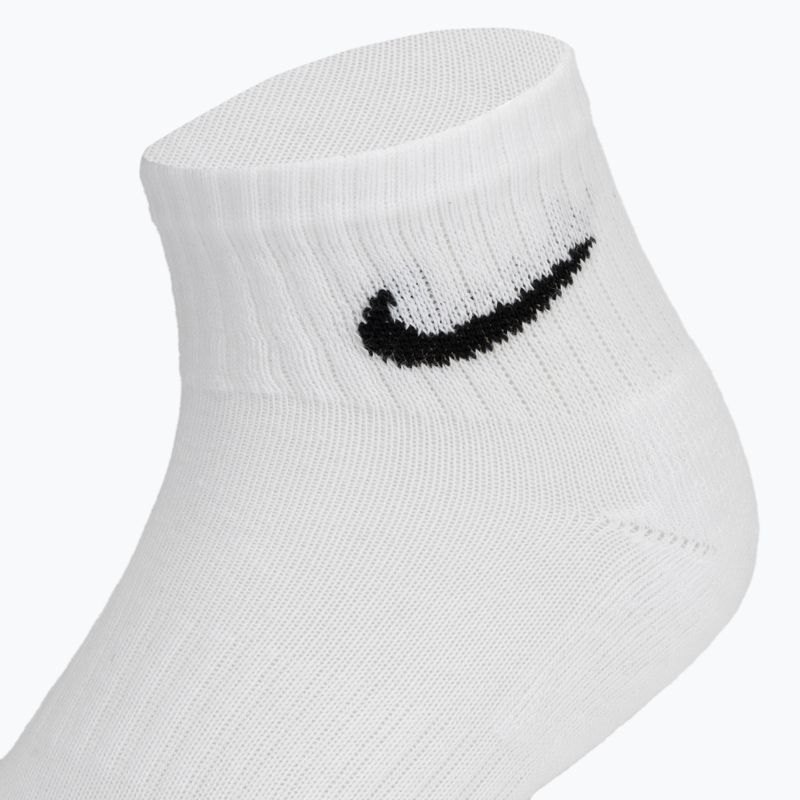 Nike Everyday Cushioned Knöchelsocken 3 Paar weiß/schwarz 4