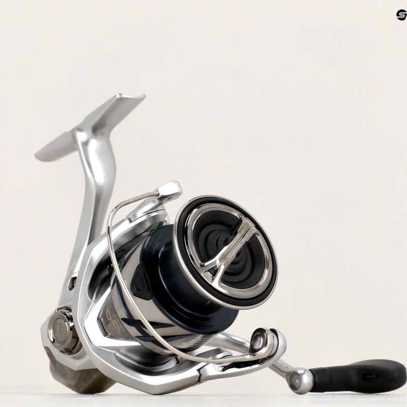 Shimano Stradic FM Silber Spinnrolle 7