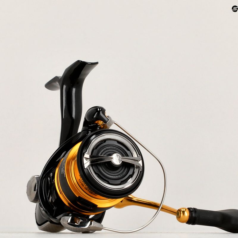 Daiwa 23 Legalis LT Spinnrolle 7