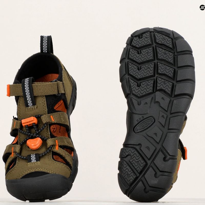 KEEN Seacamp II CNX dunkeloliv/goldfarben Kindersandalen 9