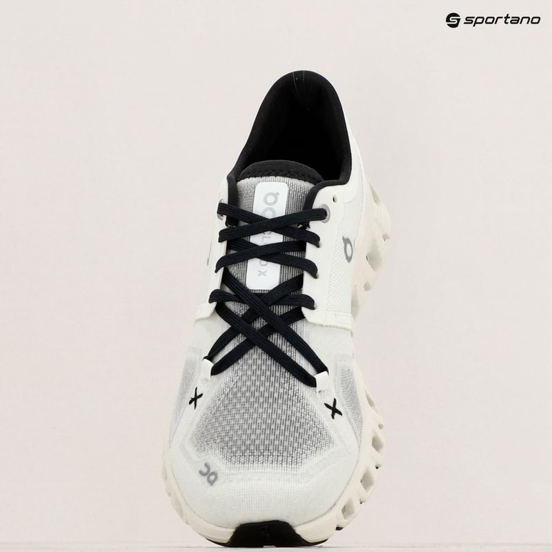 Damen Laufschuhe On Running Cloud X 3 weiß/schwarz 9