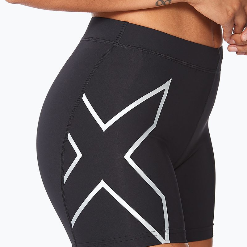2XU Core Compression 5" Damen Trainingsshorts schwarz/silber WA4481B 4