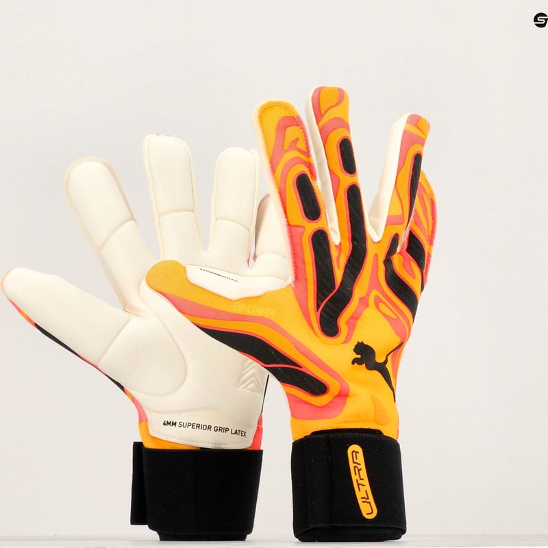 PUMA Ultra Ultimate Hybrid Sonnenuntergang glühen/Sun Stream/Puma schwarz Torwarthandschuhe 8