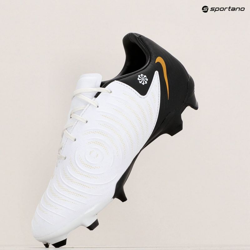 Nike Phantom GX II Academy FG/MG Fußballschuhe weiß / metallische Goldmünze / schwarz 9