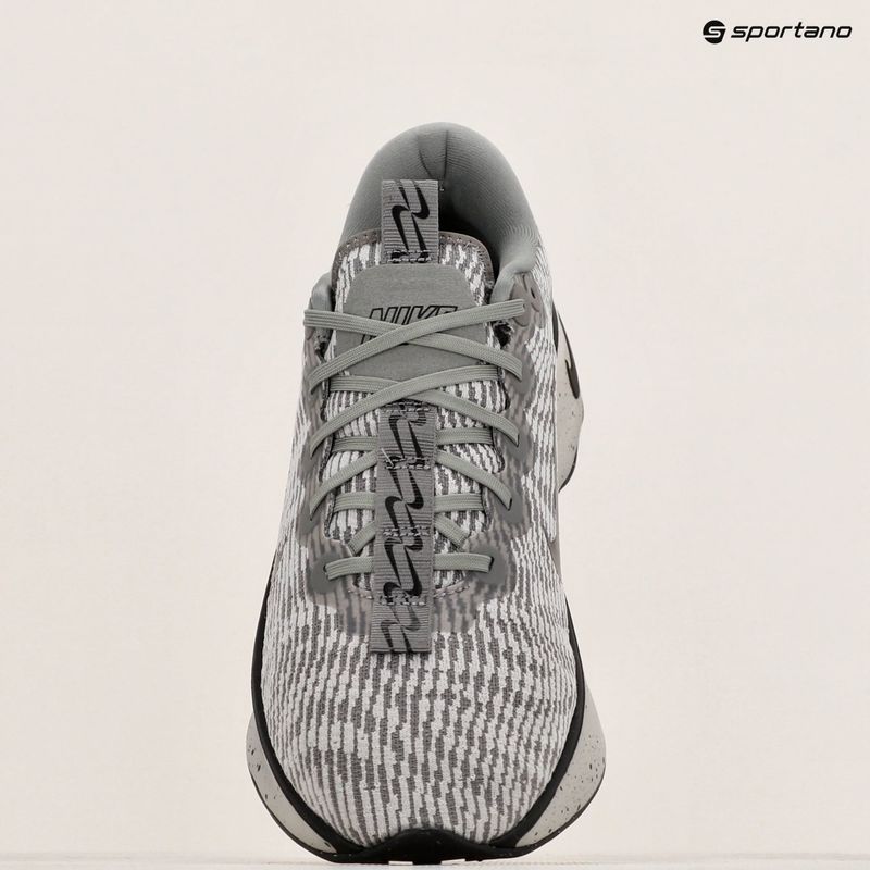 Nike Motiva Herren leichte Eisenerz/flache Zinn/flache Schuhe 9