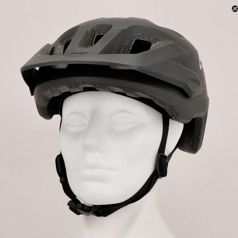 Fahrrad Helm MET Echo titanium metalic matt 8