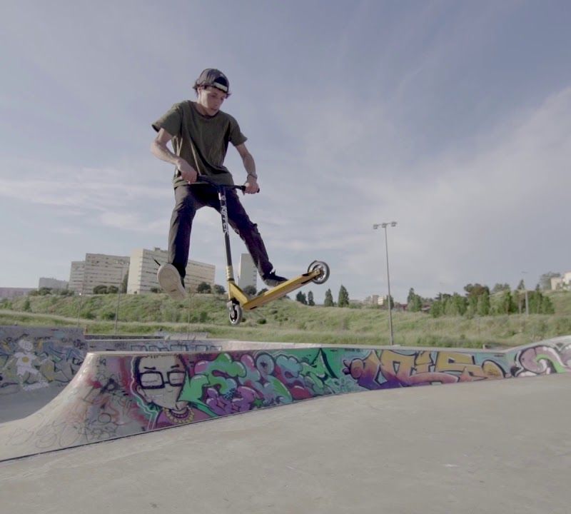 Street Surfing Stunt Scooter Ripper rot/silber Freestyle Scooter 9