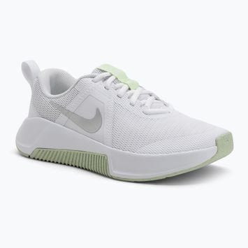 Damen Trainingsschuhe Nike MC Trainer 3 Weiß/Metallic Silber/Bleiche Volt