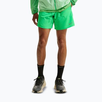 Herren-Laufshorts Nike Stride Dri-Fit 2in1 7" green spark
