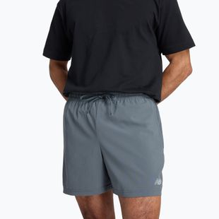 Herren New Balance Sport Essential 5" Laufshorts graphit
