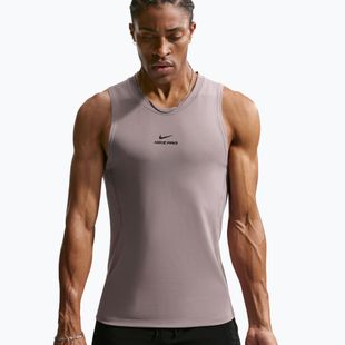 Trainings-T-Shirt Herren Nike Pro Training Dri-Fit light violet ore/black