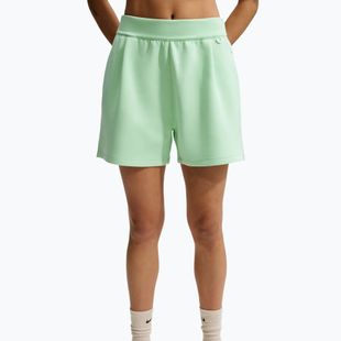 Damen Trainingsshorts Nike 24.7 ImpossiblySoft cucumber calm/illusion green