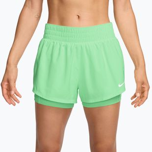 Damen Trainingsshorts Nike One cucumber calm/white