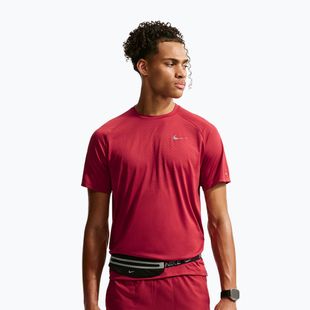 Herren-Laufshirt Nike Stride tough red
