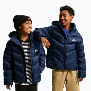 Gefütterte Kinderjacke Nike Sportswear "All Day Play" midnight navy/white