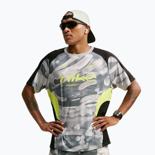 Herren-Laufshirt Nike Dri-FIT Printed SS smoke grey/black/light lemon twist