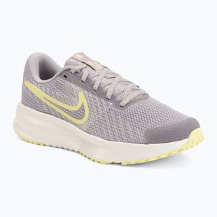 Laufschuhe für Damen Nike Run Defy silver lilac/sail/cream ii/fennel
